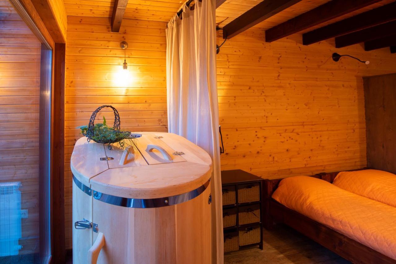 Pinus Villas Lodge With Private Jacuzzi & Phyto-Sauna Retreat Zheleznitsa Екстер'єр фото